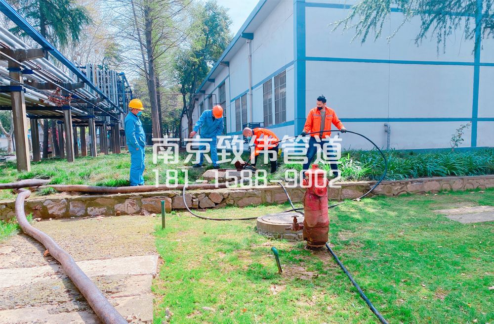 360马鞍石化工厂管道清洗